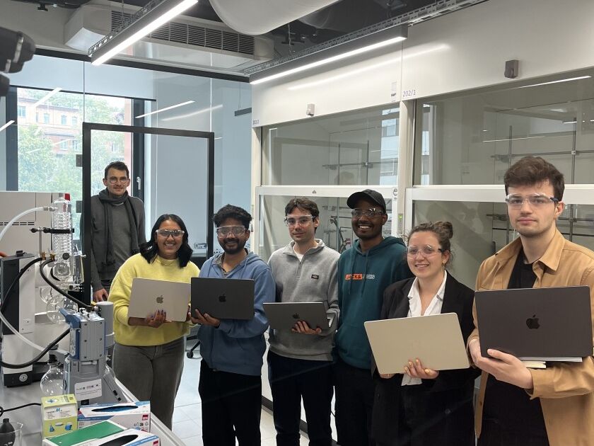 AI in Chemistry: Study Highlights Strengths and Weaknesses